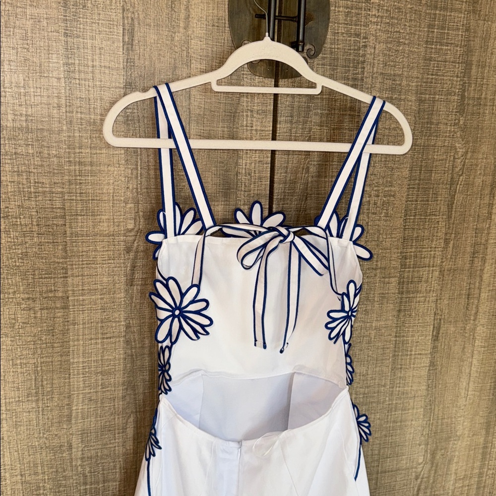 Commense Semi-Sheer Floral Embroidery Back Bow Maxi Dress - Picture 15 of 17